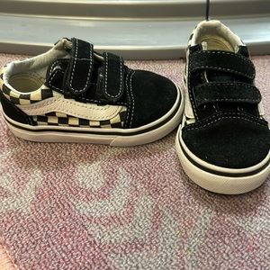 Toddler size 5 shoes